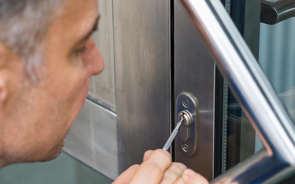 ouvrir une porte Survilliers